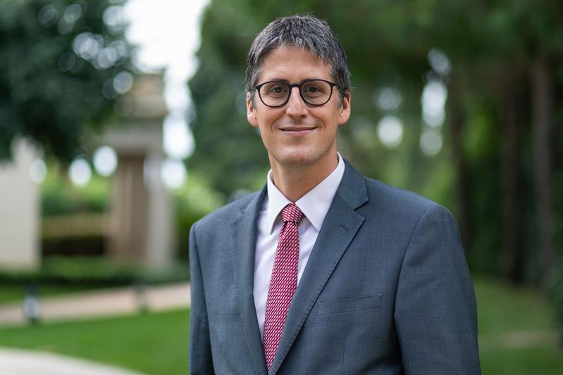 Víctor Martínez de Albéniz, Professor of Operations, Information and Technology an der IESE Business School