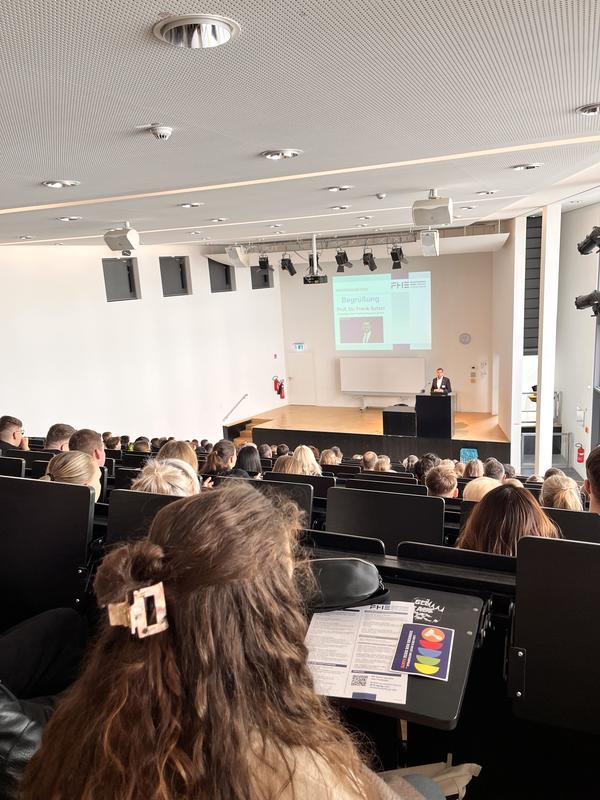 FHE HIT2026, Begrüßung durch den Präsidenten, Audimax