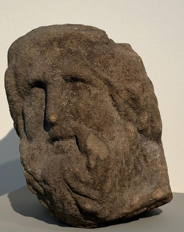 Mythen der Vergangenheit prägen die Gesellschaften Europas – auch in der Kunst. Kopf des obersten römischen Gottes Jupiter aus Sandstein aus dem zweiten Jahrhundert nach Christus, heute im Saarbrücker Museum für Vor- und Frühgeschichte.