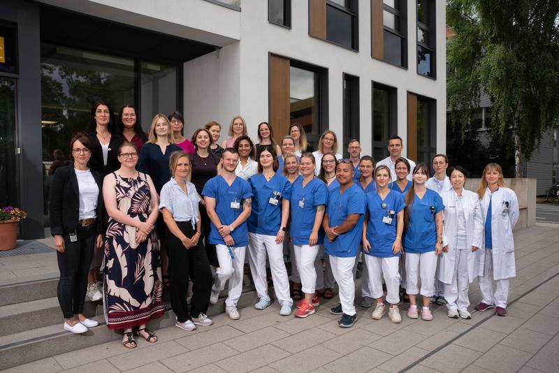 Team Early Clinical Trial Uni am NCT/UCC Dresden.