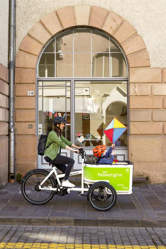 Lastenräder in Meran: Das SuCoLo-Projekt erprobte Sharing- und Lieferlösungen für eine nachhaltige Stadtlogistik © südtirolmobil