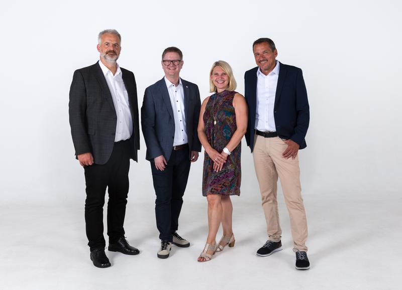 Neuer Vorstand der Konferenz der Kanzlerinnen und Kanzler (v.l.n.r.): Manfred Schnell (Vorsitzender), Markus Dammler, Nicole Kuhn, Philipp von Ritter zu Groenesteyn