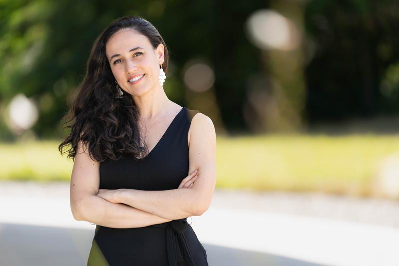 Erstautorin Irene Varela-Martínez ist seit 2025 Postdoktorandin am Institute of Science and Technology Austria (ISTA) in der Gruppe von Simon Hippenmeyer. 