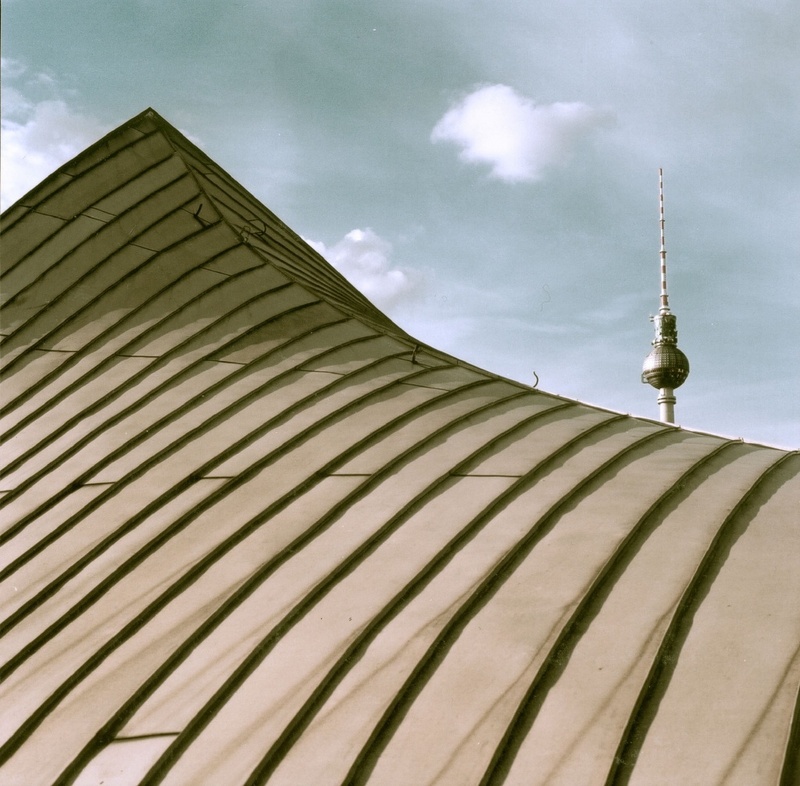 Teil der Dachkonstruktion des Ahornblatts von Ulrich Müther (Foto: Heike Ollertz)