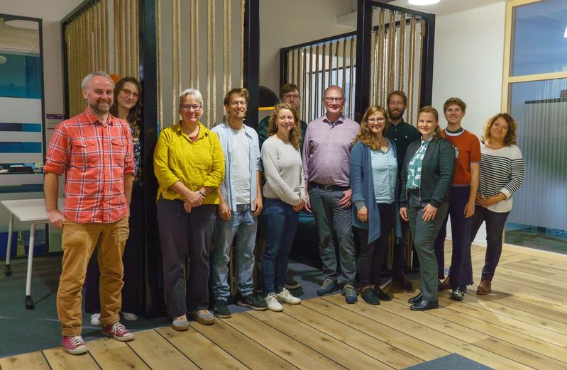 Auftakt für Projekt Riffretter, gefördert von der Deutschen Bundesstiftung Umwelt. Am 22. September trafen sich im Marine Science Campus der Uni Kiel die Projektpartner:innen, um die Aktivitäten zur Wiederherstellung des historischen Riffs zu planen.
