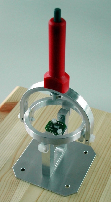 Prototyp eines Joysticks, dessen Position ein Magnetfeldsensor berührungslos ermittelt. ©Fraunhofer IIS-A