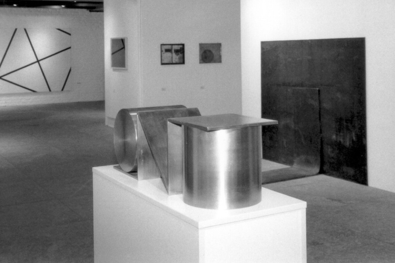 Ohne Titel (kleine Raumplastik), 1991, Edelstahl: ein Teil der Friedrich-Gräsel-Schenkung für die RUB