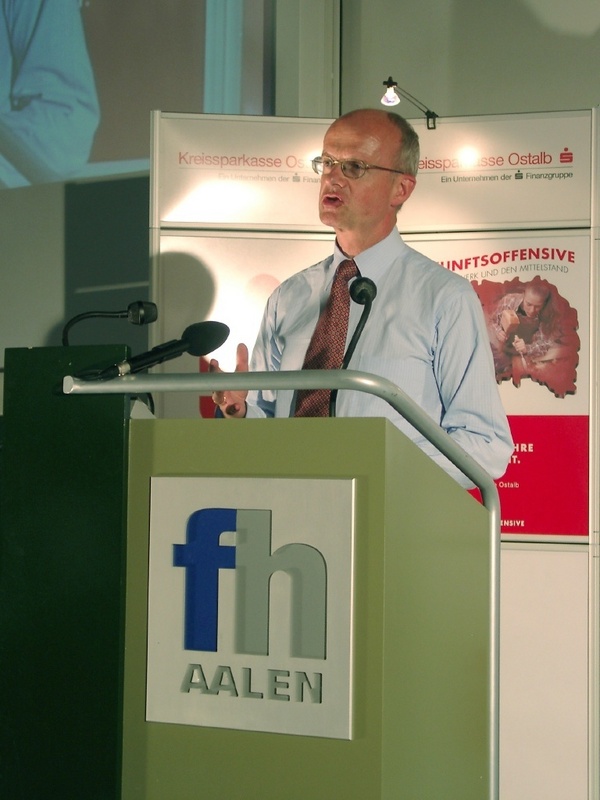 Wissenschaftsminister Prof. Dr. Frankenberg an der FH Aalen.