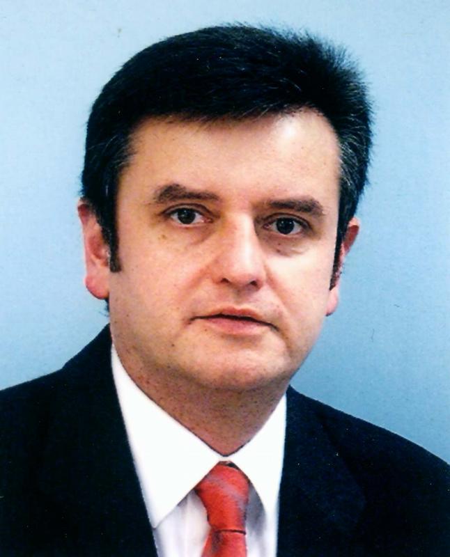 Dr. Uwe Schaper