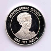 Ein Abbild der Max Hey-Medaille