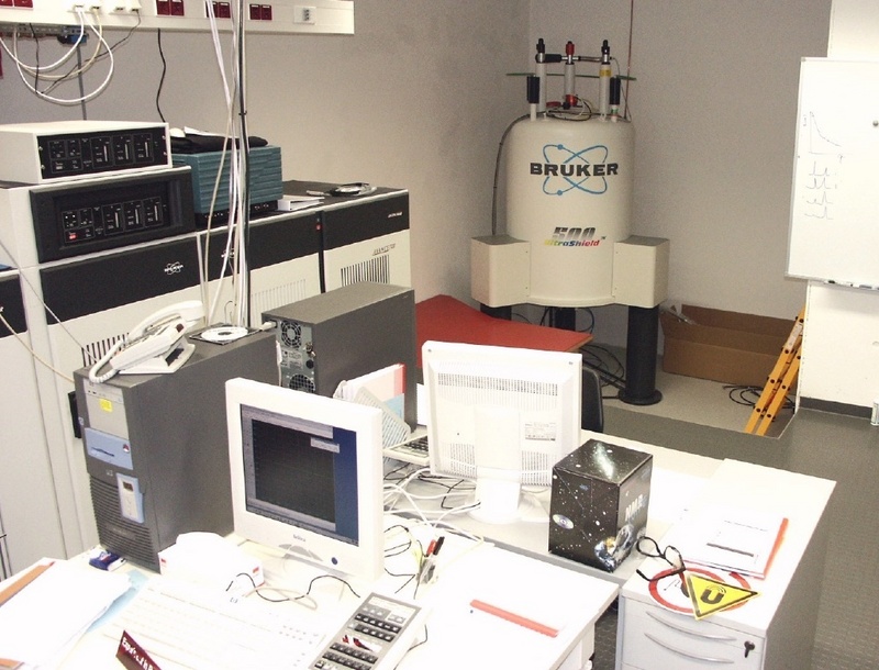 Blick in das neue NMR-Labor am IPF Dresden e. V.