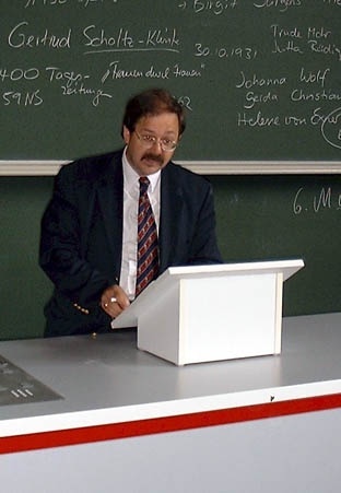 Professor Dr. Hermann Hiery
