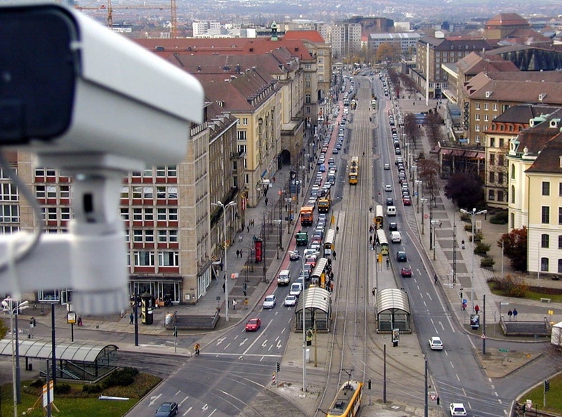 © Fraunhofer IVI - 16 Live-Kameras überwachen den Verkehr auf Dresdens Hauptverkehrsachsen.