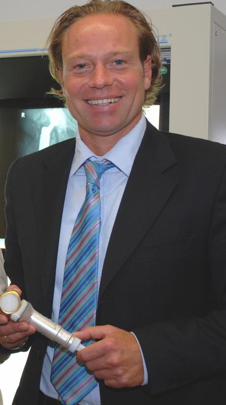 Georg Gosheger hat auf die Silber beschichtete Endoprothese ein Patent angemeldet.