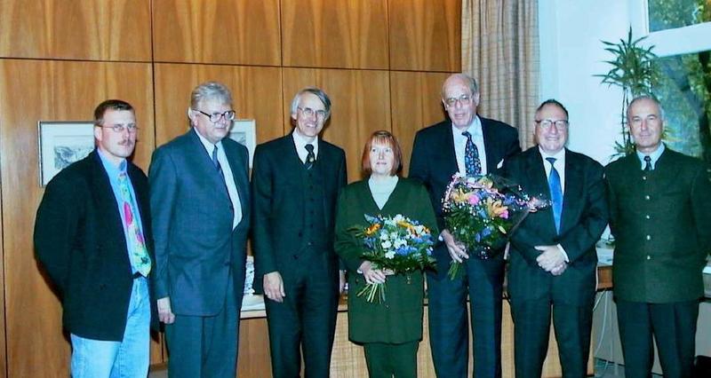 Bei der Verabschiedung v.l.n.r: Dirk Wieczorek, Professor Dr.-Ing. Hans-Jörg Barth, Prorektor Professor Dr. Ernst Schaumann, Frau Marx, Professor Dr.-Ing. Dr. h.c. Claus Marx,  Professor Dr. Rolf Schwinn,Professor Dr. Günter Pusch.