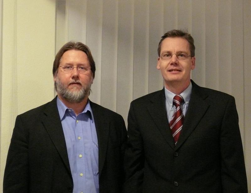 Dr. Martin Schulz (li.), Institut für Herz-Kreislaufforschung an der Universität Witten/Herdecke, und Dr. Thomas Wetzel, niedergelassener Kardiologe aus Dortmund