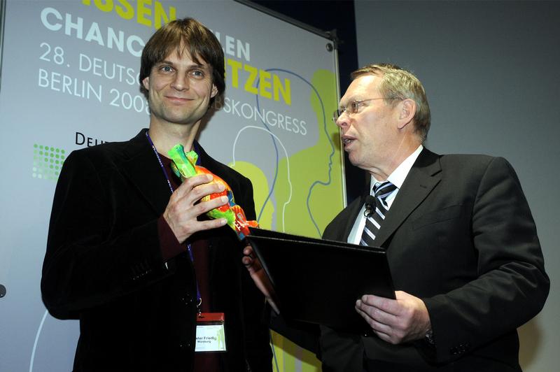 Peter Friedl bei der Preisverleihung der Deutschen Krebsgesellschaft e.V.