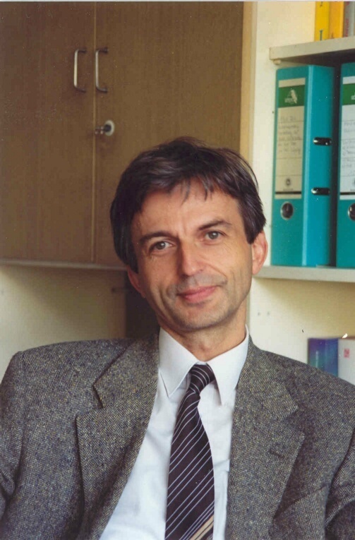 Prof. Stefan Schubert