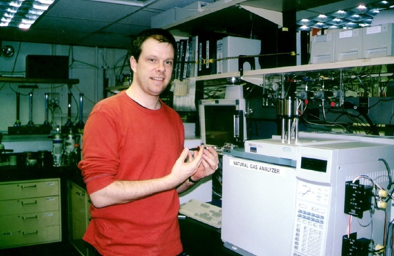 Kai Hinrichs im Chemielabor des ODP-Schiffs "JOIDES Resolution"