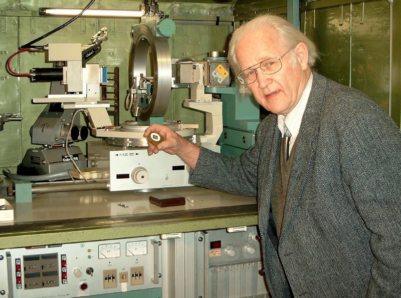 Prof. (em.) Dr. Dr. h.c. Hans-Joachim Bunge