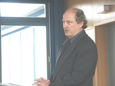 Die Laudatio hielt Prof. Dr. Jochem Häuser