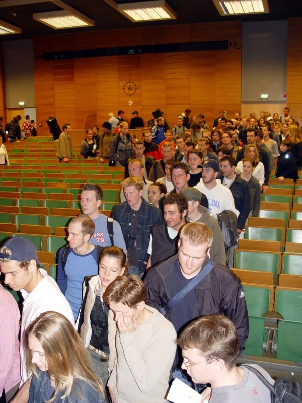 Andrang bei der Begrüßung der SpoHo-Erstsemester