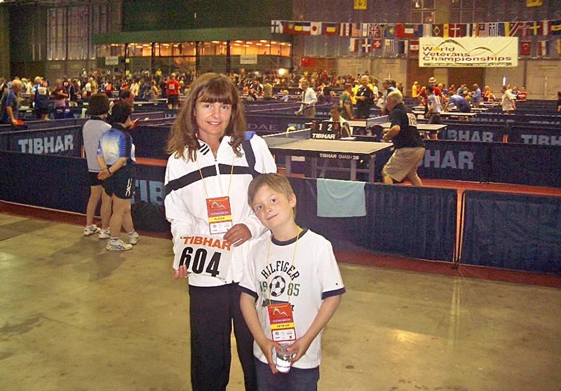 Professorin Margit Geiger mit Sohn Marcel bei der TT-Weltmeisterschaft in Rio de Janeiro. 