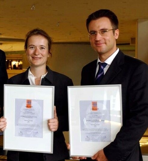 Die beiden prämierten Dermatologen Dr. Jens Thiele und Dr. Christina Sander von der Hautklinik der Universität Jena. (Foto: privat)