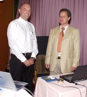 Michael Falkenstein (r.) und Markus Ullsperger organisierten eine hochrangig besetzten Kongress
