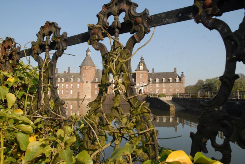 Schloss Anholt ist heute nicht nur Wohnsitz des Fürsten Salm-Salm, sondern wird auch als Hotel und Museum genutzt.