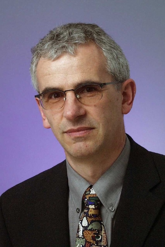 Prof. Dr. Peter Kappeler nahm den Ruf auf eine Brückenprofessur für Soziobiologie und Anthropologie der Universität Göttingen und des Deutschen Primatenzentrums (DPZ) an (Foto: Kappeler).