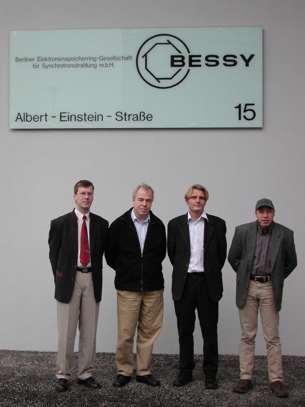 Vier der Preisträger; von links: Dr. Heinz-Wilhelm Hübers , Dr. Godehard Wüstefeld , Dr. Karsten Holldack , Dr. Michael Abo-Bakr