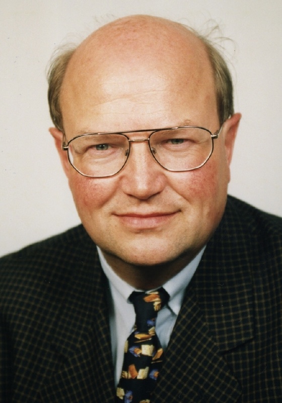 Der Chemnitzer Sozial- und Wirtschaftsgeograph Prof. Dr. Peter Jurczeck erhält das Bundesverdienstkreuz für sein regionalwissenschaftliches Engagement. Foto: Christine Kornack