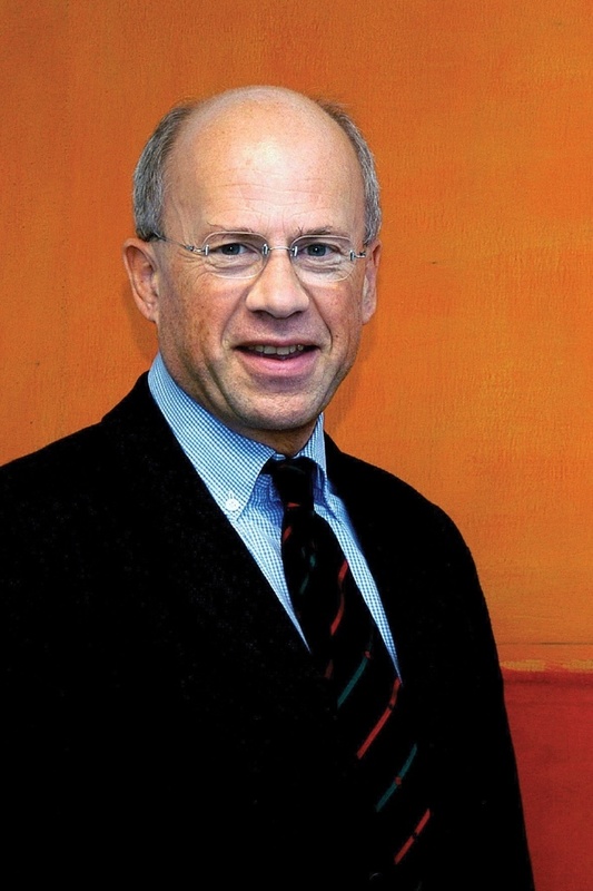 Helmholtz-Gutachter: Prof. Dr. Dieter Vollhardt