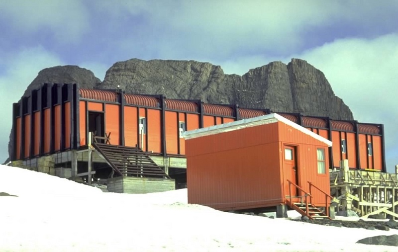 Das Dallmann-Labor des Alfred-Wegener-Instituts in der Antarktis wird zehn Jahre alt.