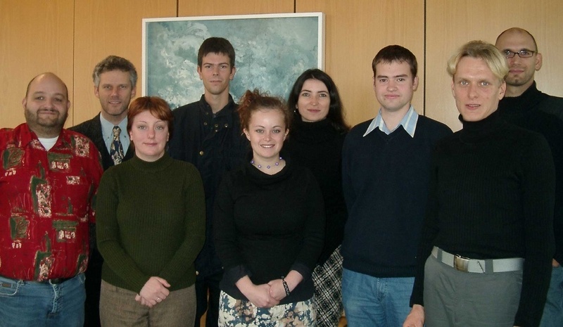 Das studentische Team mit Projektleiter Prof. Stephan Ferdinand (2. v.l.)