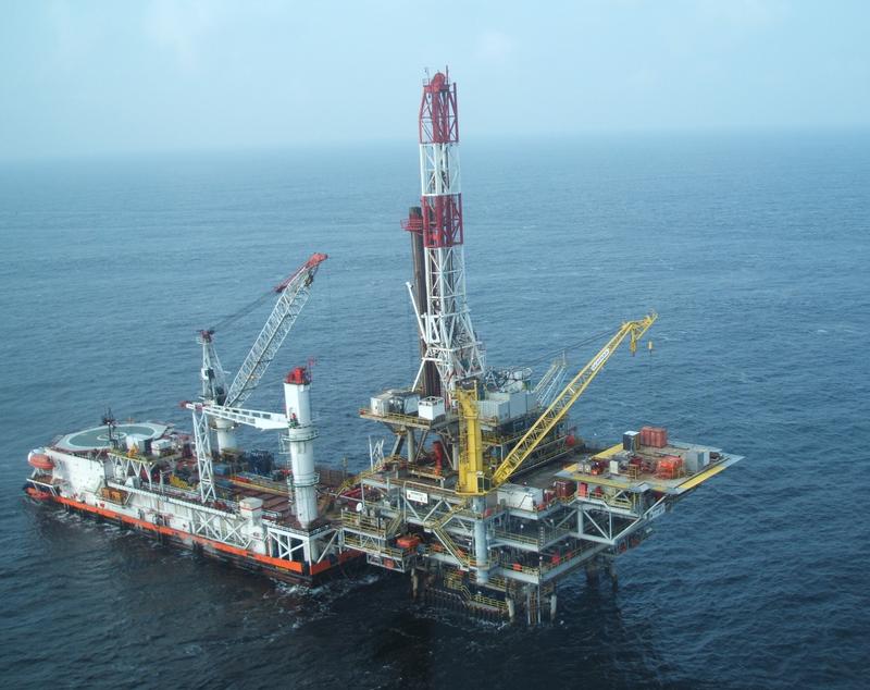 Die Suche nach Öl und Gas in immer größeren Tiefen und aggressiveren Umgebungen der Weltmeere verlangt zunehmend höherfeste und korrosionsbeständigere Hochleistungswerkstoffe.