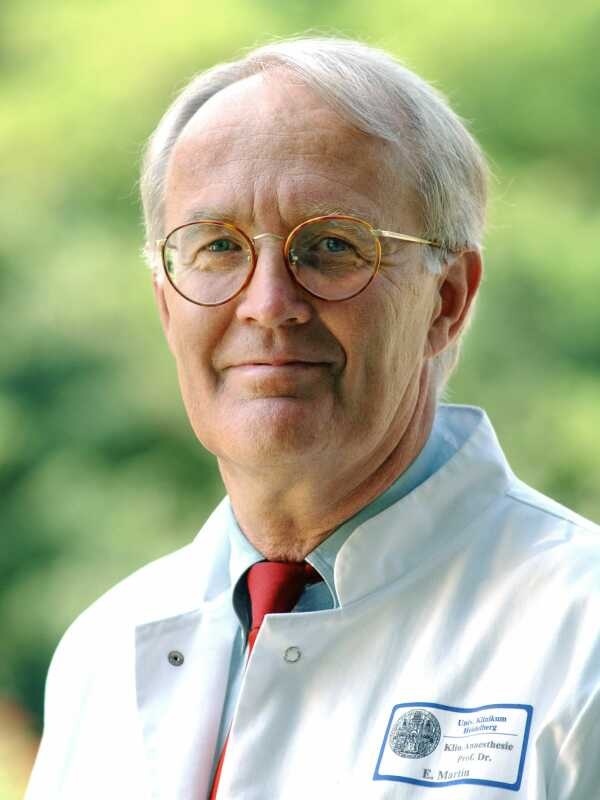 Prof. Dr. Eike Martin, Leitender Ärztlicher Direktor des Universitätsklinikums Heidelberg, wird am 11. März 60 Jahre alt. /Foto: Medienzentrum des Universitätsklinikums Heidelberg.