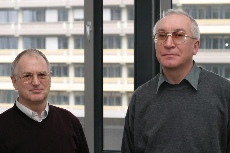 Prof. Fluck (links) und Prof. Karpow